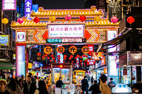 Comment découvrir les marchés de nuit à Taipei sans guide?